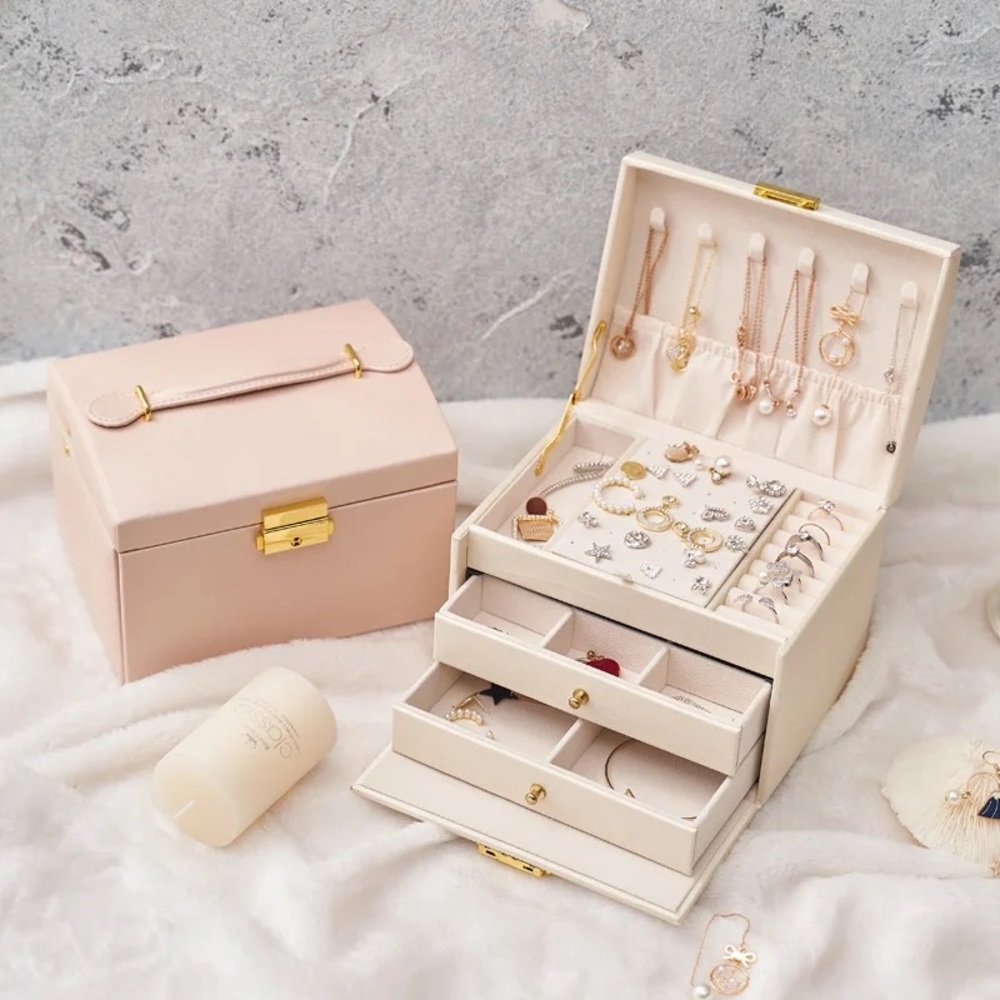 JEWELRY BOX